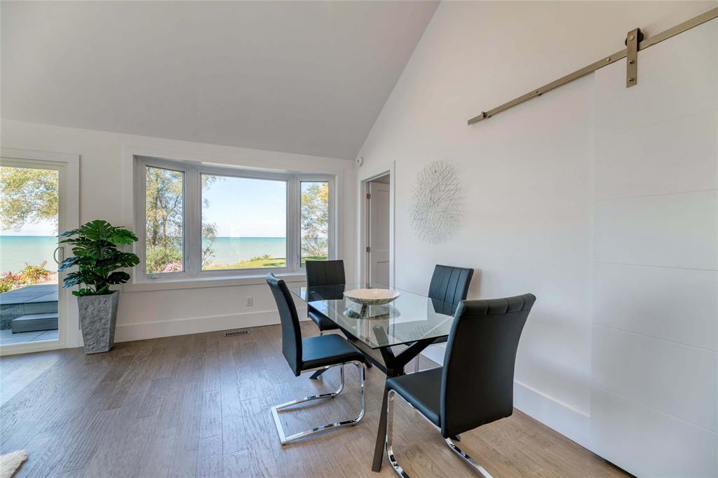 1832 LAKESHORE Road, Sarnia, Ontario, Canada