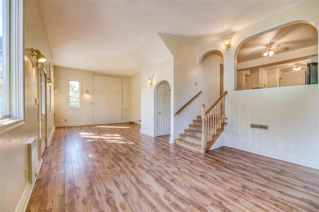 518 CHARLESWORTH Drive, Sarnia, Ontario, Canada