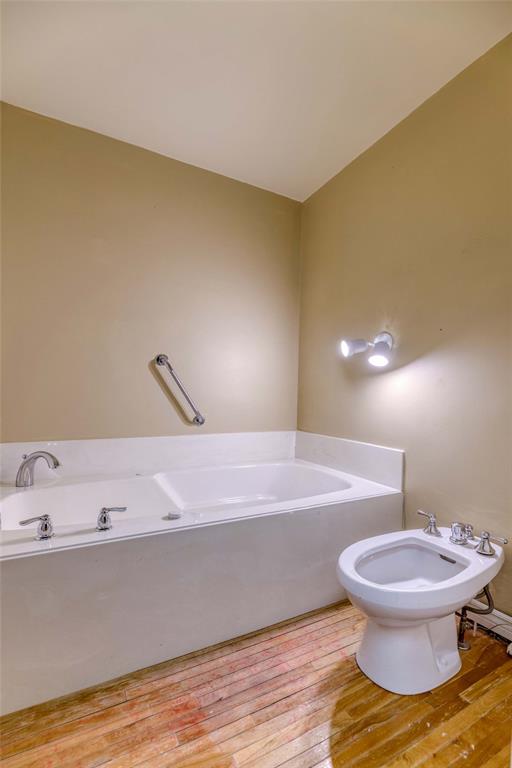 518 CHARLESWORTH Drive, Sarnia, Ontario, Canada
