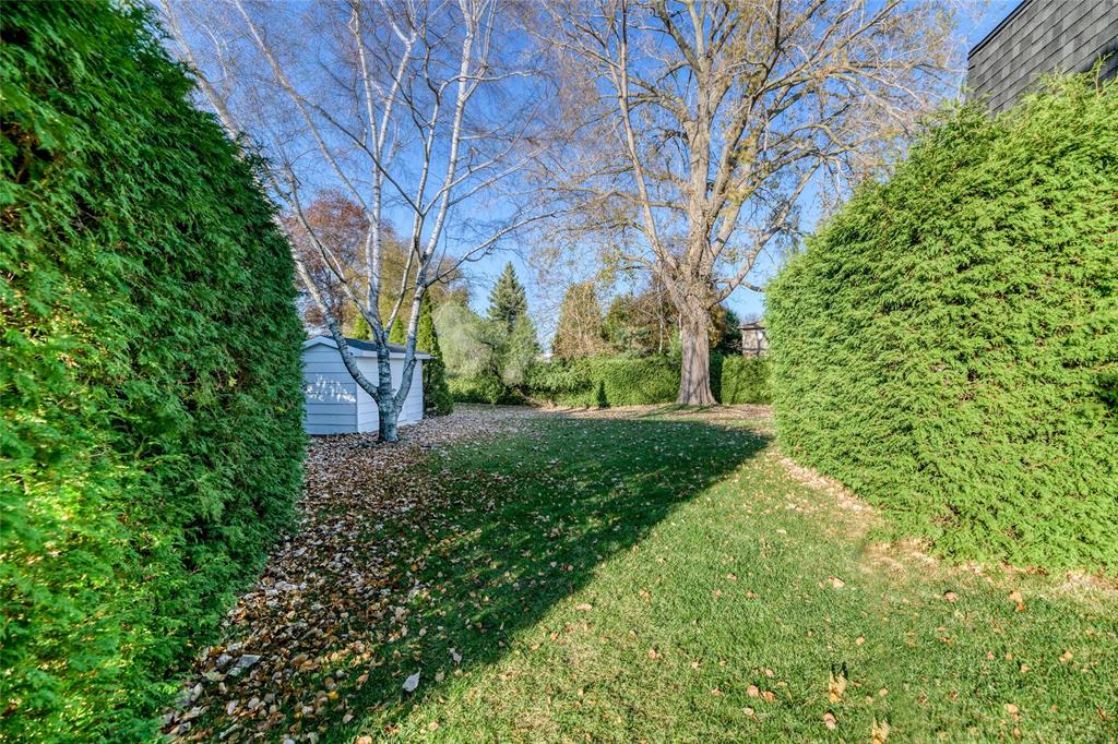 1338 RYERSON Court, Sarnia, Ontario, Canada