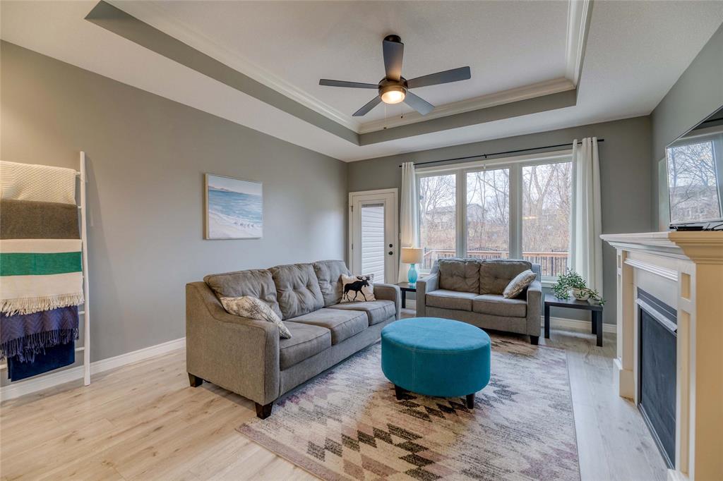 246 MEADOWLARK Lane, Sarnia, Ontario, Canada