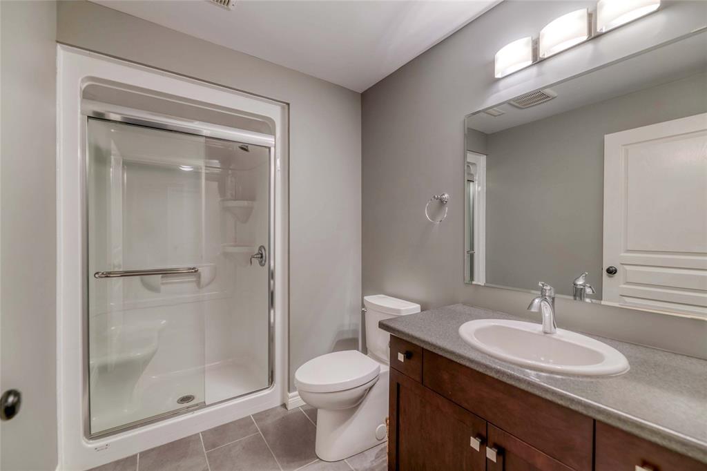 246 MEADOWLARK Lane, Sarnia, Ontario, Canada