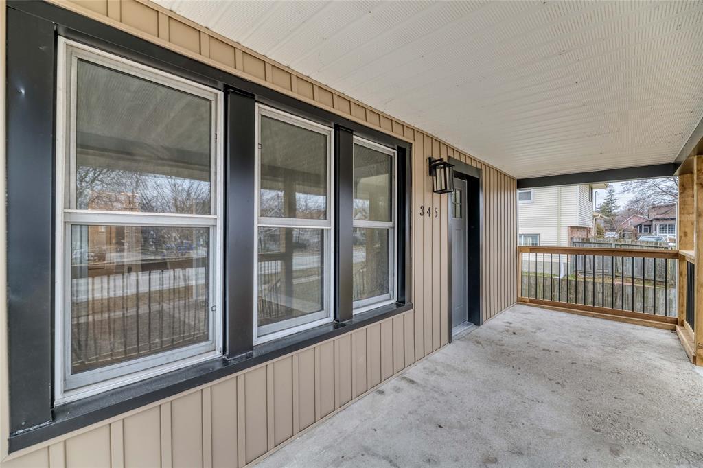345 RUSSELL Street North, Sarnia, Ontario, Canada