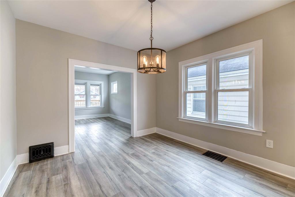 345 RUSSELL Street North, Sarnia, Ontario, Canada