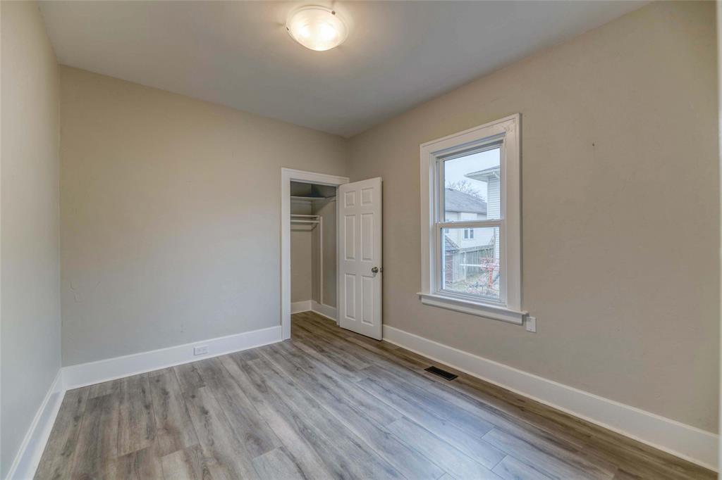 345 RUSSELL Street North, Sarnia, Ontario, Canada