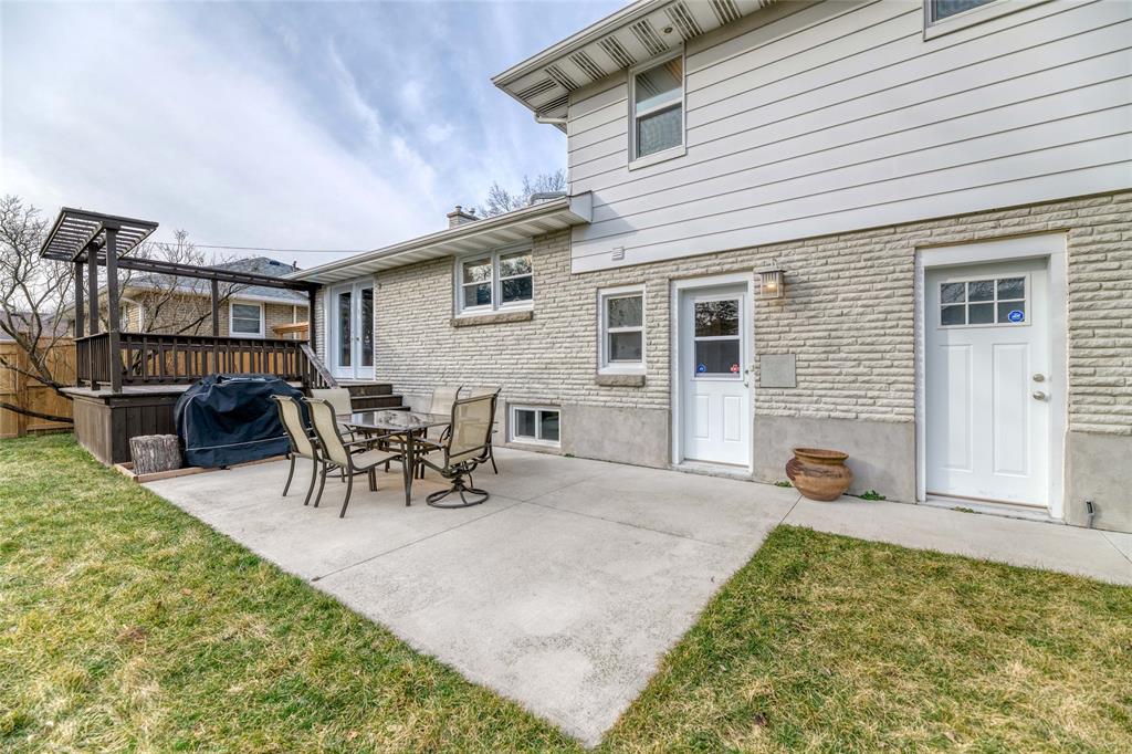 895 KEMSLEY Drive, Sarnia, Ontario, Canada