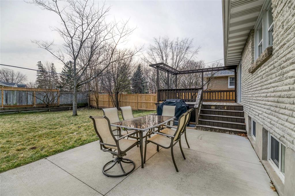 895 KEMSLEY Drive, Sarnia, Ontario, Canada