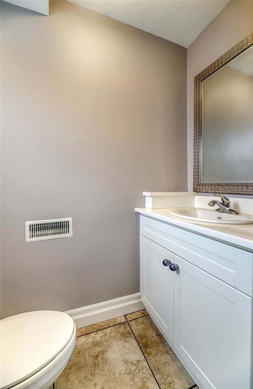 895 KEMSLEY Drive, Sarnia, Ontario, Canada