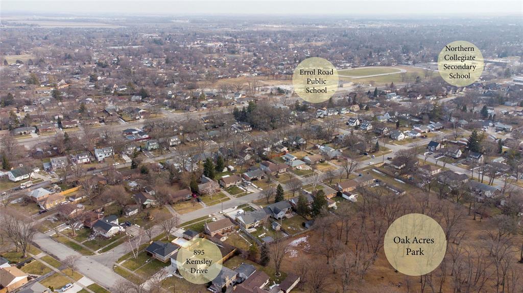 895 KEMSLEY Drive, Sarnia, Ontario, Canada