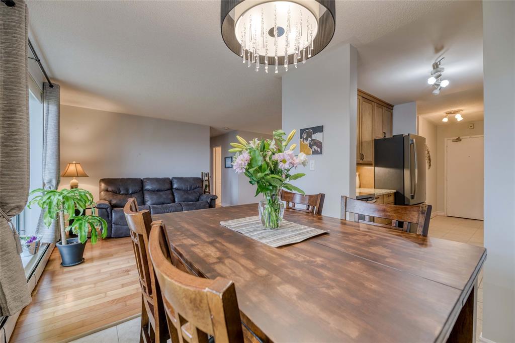 10 DERBY Lane Unit# 205, Sarnia, Ontario, Canada