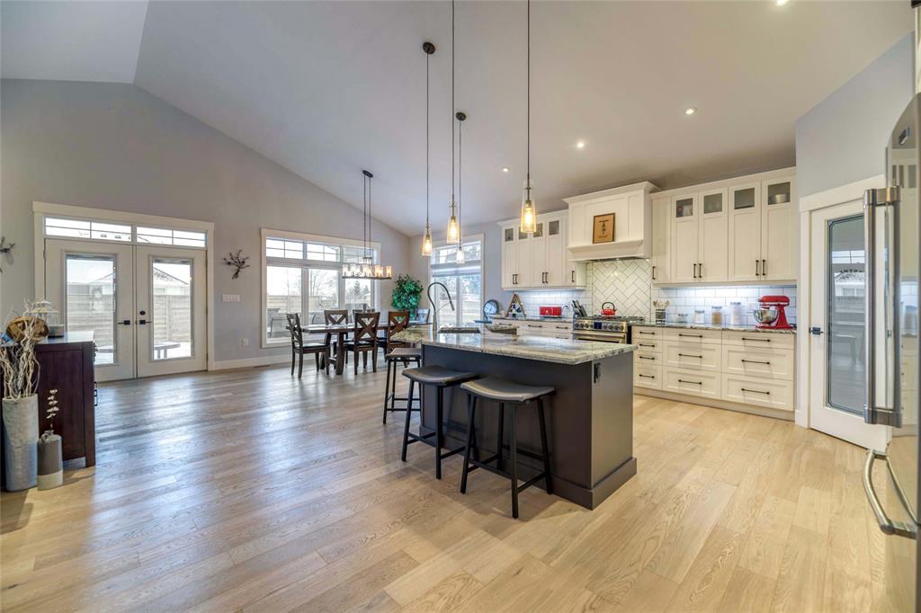 3880 ARIE Court, Plympton-Wyoming, Ontario, Canada