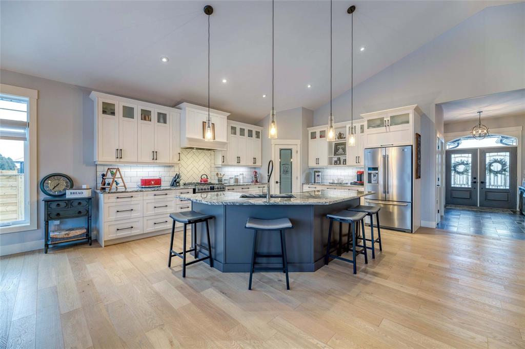 3880 ARIE Court, Plympton-Wyoming, Ontario, Canada