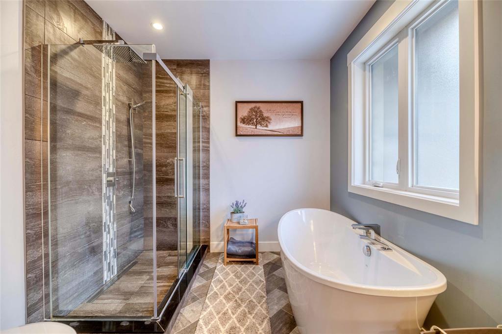 3880 ARIE Court, Plympton-Wyoming, Ontario, Canada