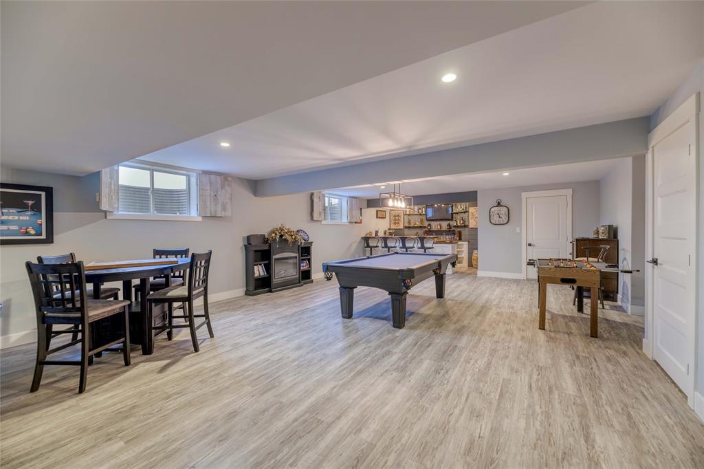 3880 ARIE Court, Plympton-Wyoming, Ontario, Canada