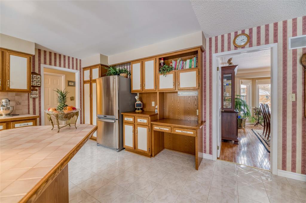 1603 HOLDEN Drive, Sarnia, Ontario, Canada