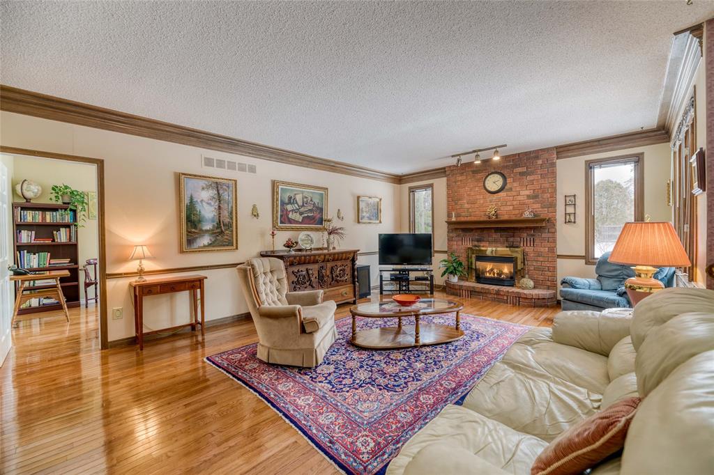 1603 HOLDEN Drive, Sarnia, Ontario, Canada