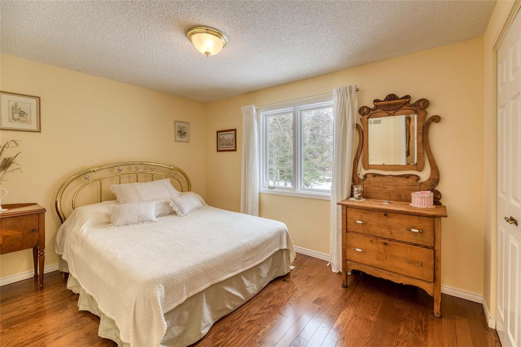 1603 HOLDEN Drive, Sarnia, Ontario, Canada