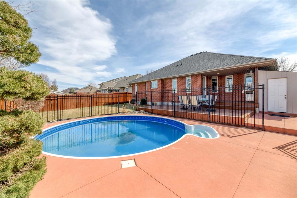 620 HUMBER Drive, Sarnia, Ontario, Canada