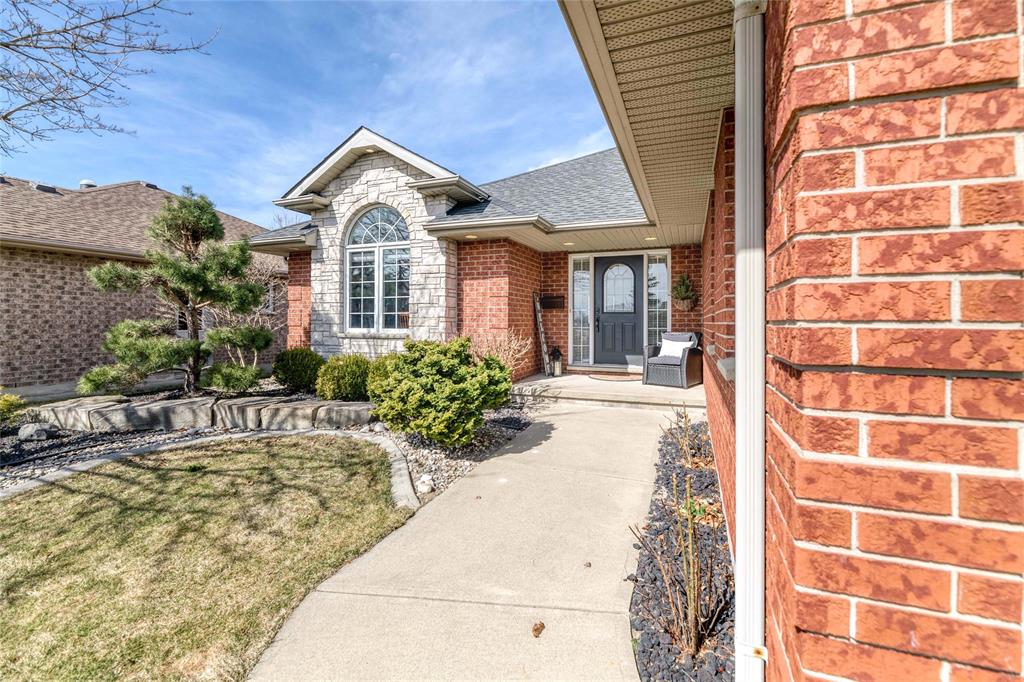 620 HUMBER Drive, Sarnia, Ontario, Canada
