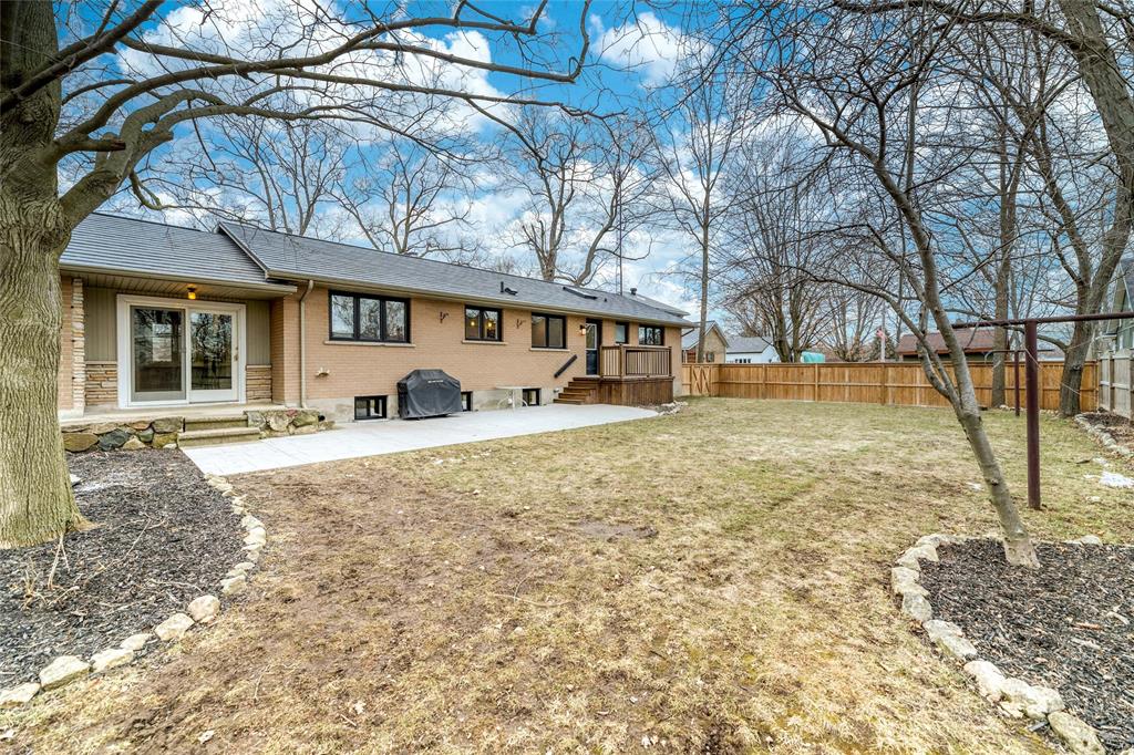 33 MAC DONALD Street, Lambton Shores, Ontario, Canada