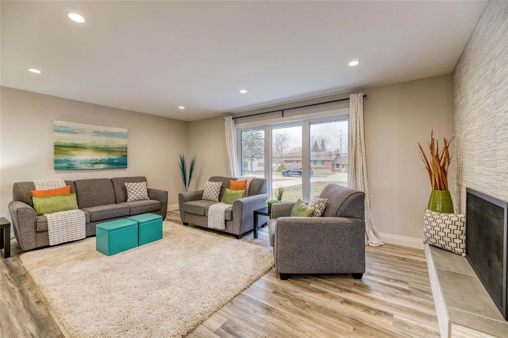 33 MAC DONALD Street, Lambton Shores, Ontario, Canada