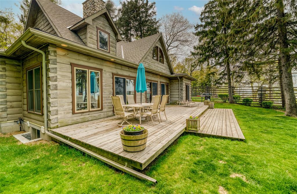 1672 LAKESHORE Road, Sarnia, Ontario, Canada