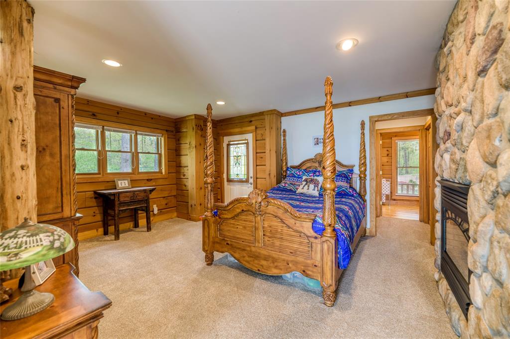 1672 LAKESHORE Road, Sarnia, Ontario, Canada