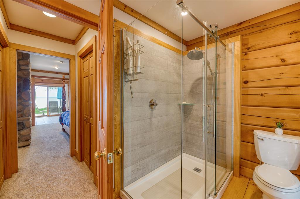 1672 LAKESHORE Road, Sarnia, Ontario, Canada
