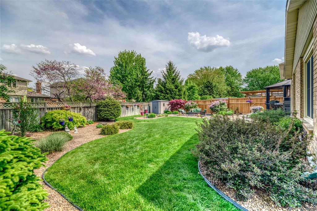 2832 STONEY CREEK Drive, Sarnia, Ontario, Canada