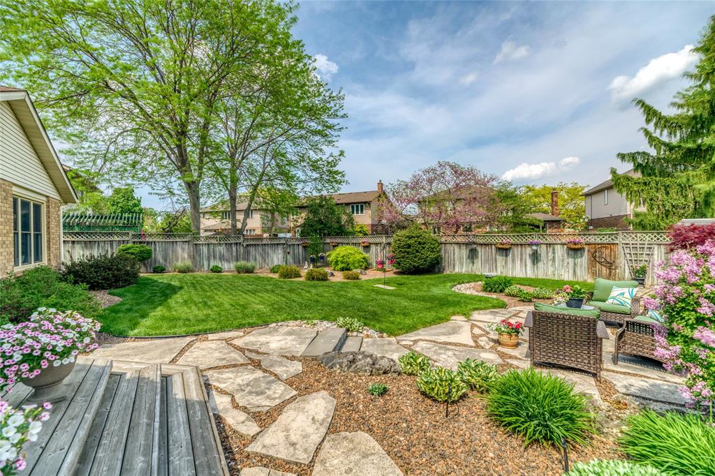 2832 STONEY CREEK Drive, Sarnia, Ontario, Canada