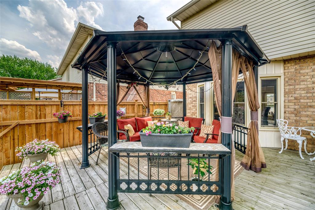 2832 STONEY CREEK Drive, Sarnia, Ontario, Canada