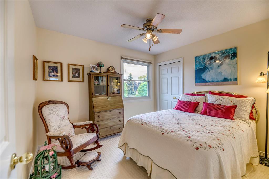 2832 STONEY CREEK Drive, Sarnia, Ontario, Canada