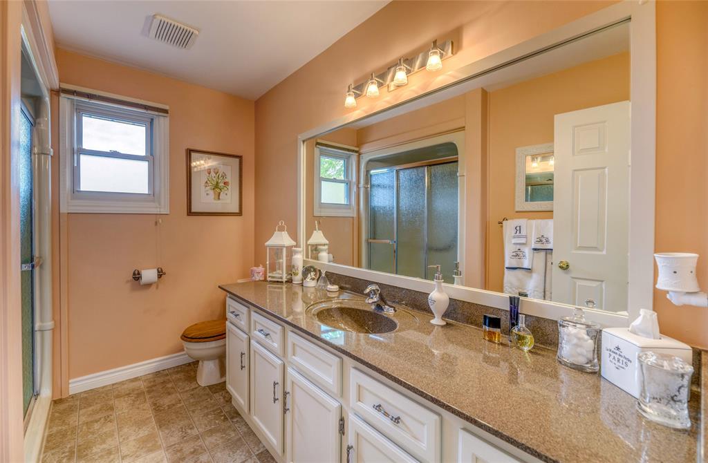 2832 STONEY CREEK Drive, Sarnia, Ontario, Canada