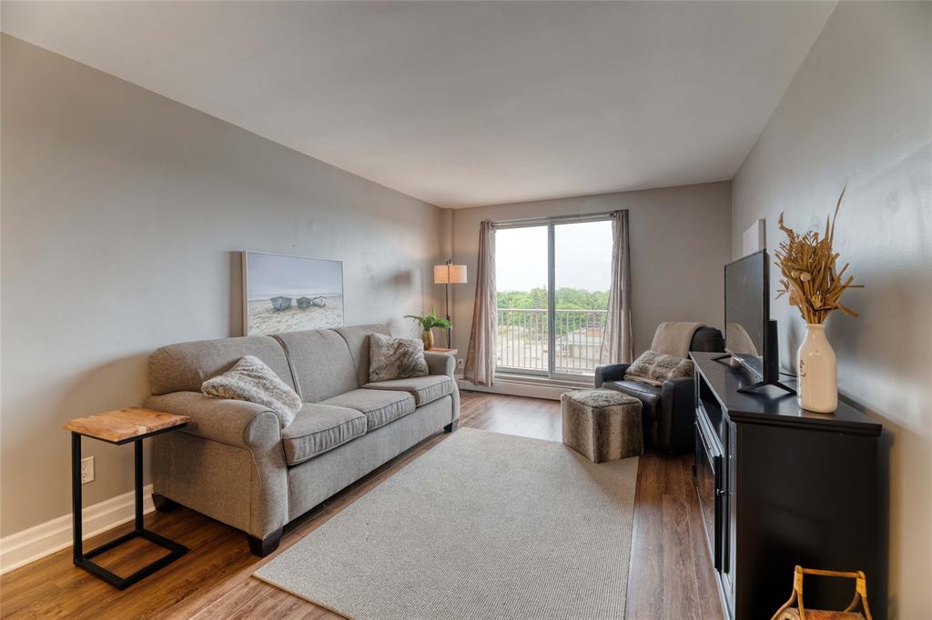 10 DERBY Lane Unit# 506, Sarnia, Ontario, Canada