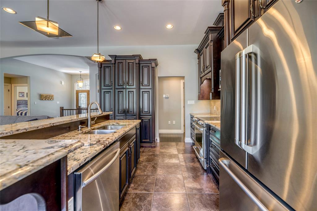 2992 FRANCES Lane, Sarnia, Ontario, Canada