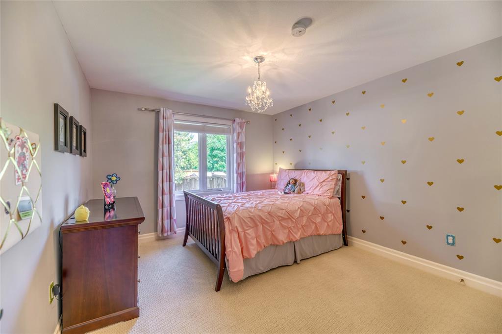 2992 FRANCES Lane, Sarnia, Ontario, Canada