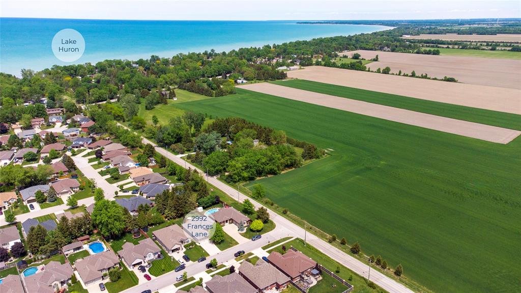 2992 FRANCES Lane, Sarnia, Ontario, Canada