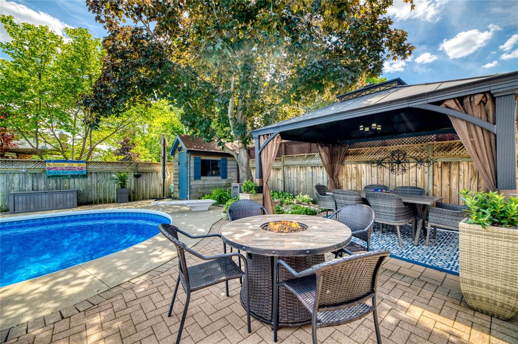 2501 WESTFIELD Close, Sarnia, Ontario, Canada
