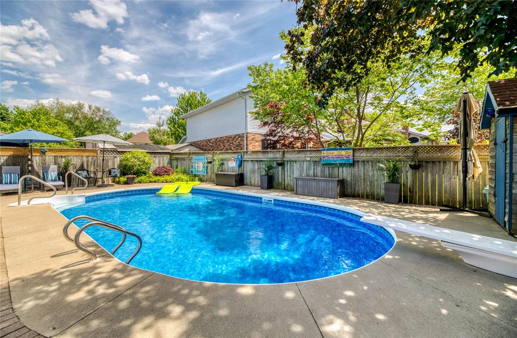 2501 WESTFIELD Close, Sarnia, Ontario, Canada