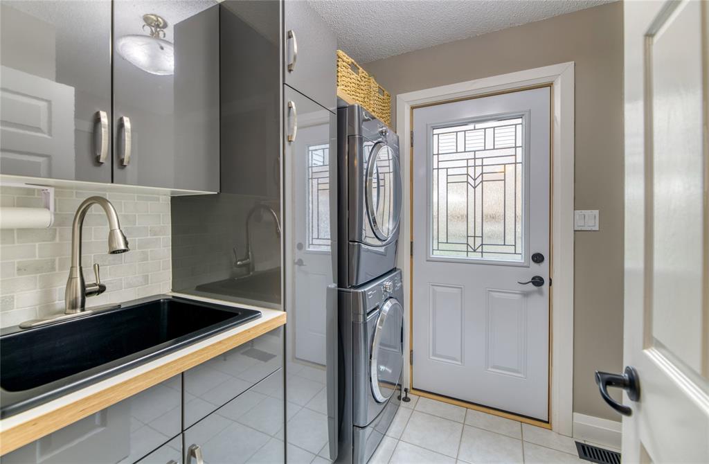 2501 WESTFIELD Close, Sarnia, Ontario, Canada