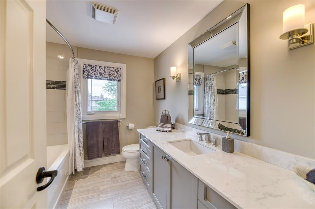 2501 WESTFIELD Close, Sarnia, Ontario, Canada