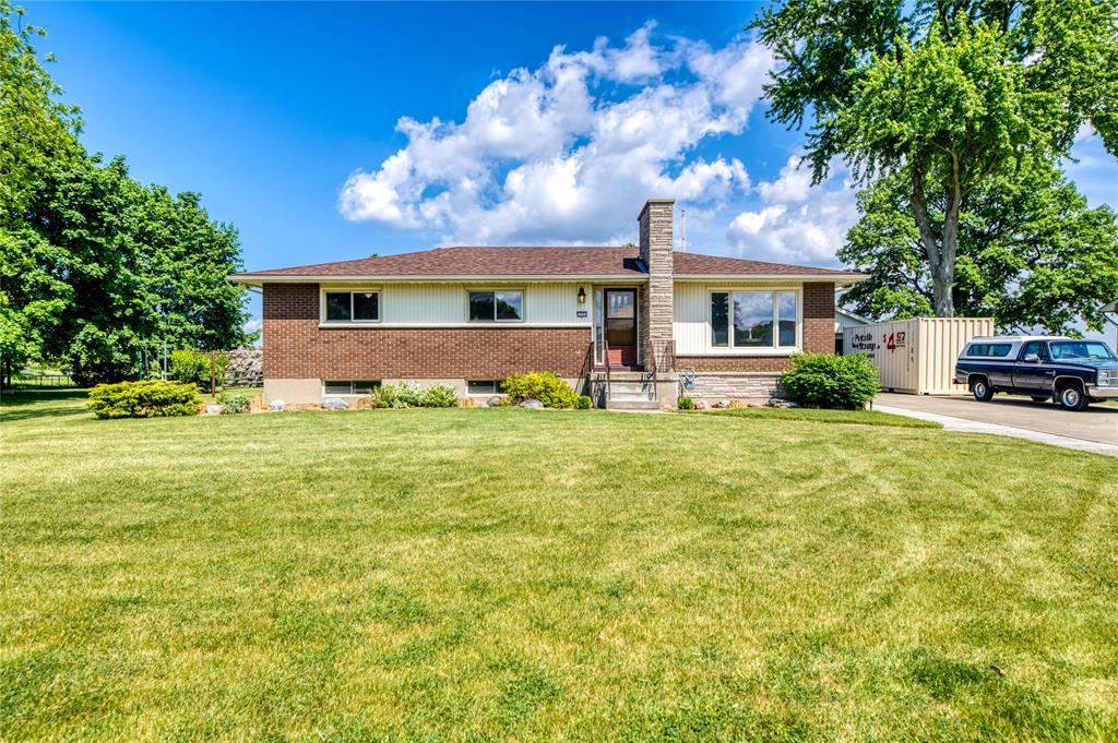 1694 THURSTON Road, Sarnia, Ontario, Canada