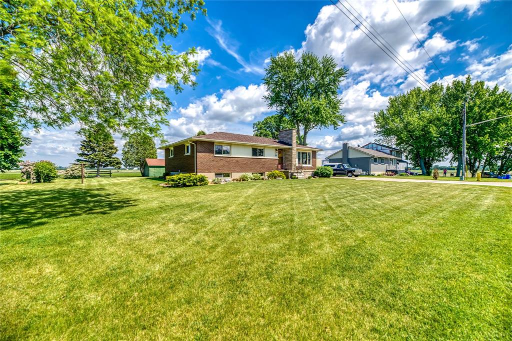 1694 THURSTON Road, Sarnia, Ontario, Canada