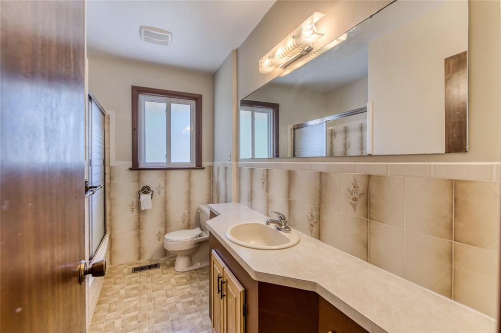 45 GREY Crescent, Sarnia, Ontario, Canada