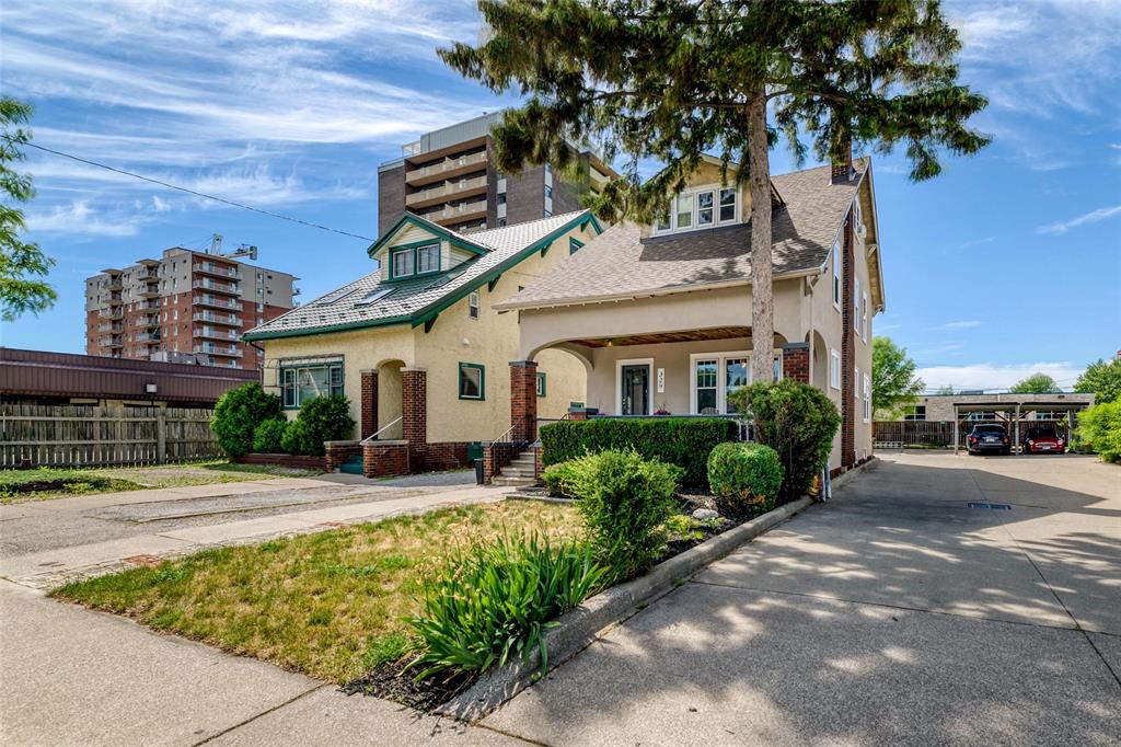 329 CHRISTINA Street North, Sarnia, Ontario, Canada