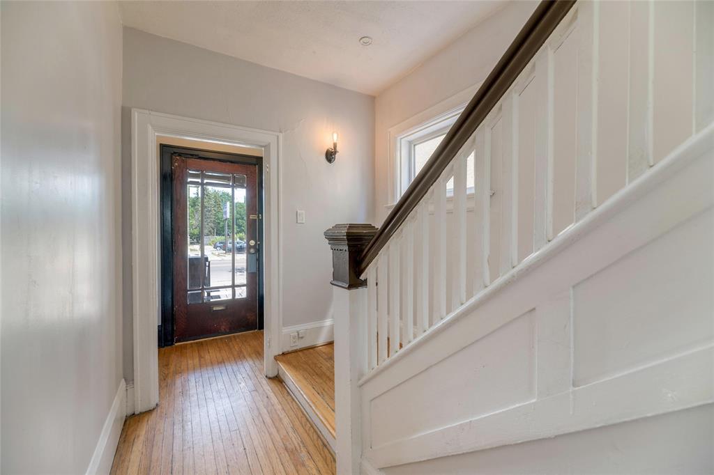 329 CHRISTINA Street North, Sarnia, Ontario, Canada