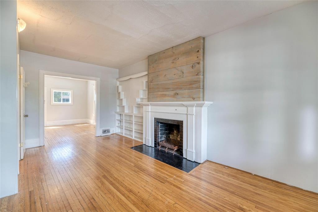 329 CHRISTINA Street North, Sarnia, Ontario, Canada