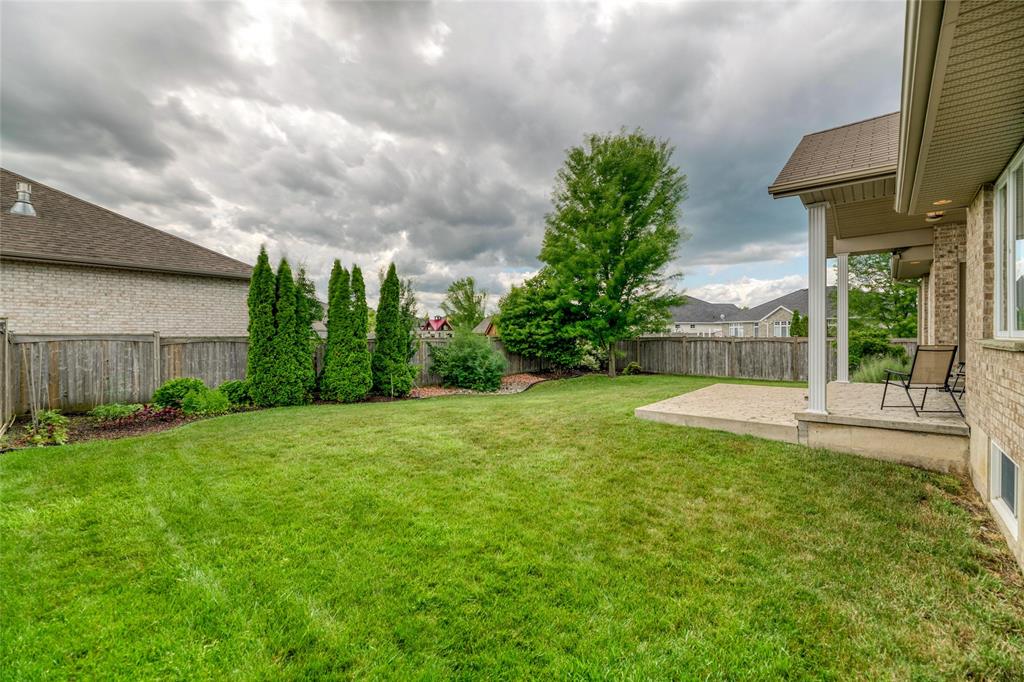 2961 FRANCES Lane, Sarnia, Ontario, Canada