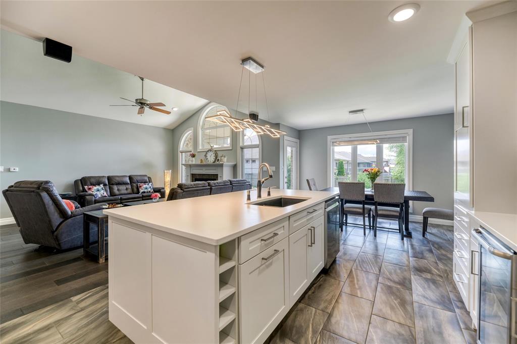 2961 FRANCES Lane, Sarnia, Ontario, Canada