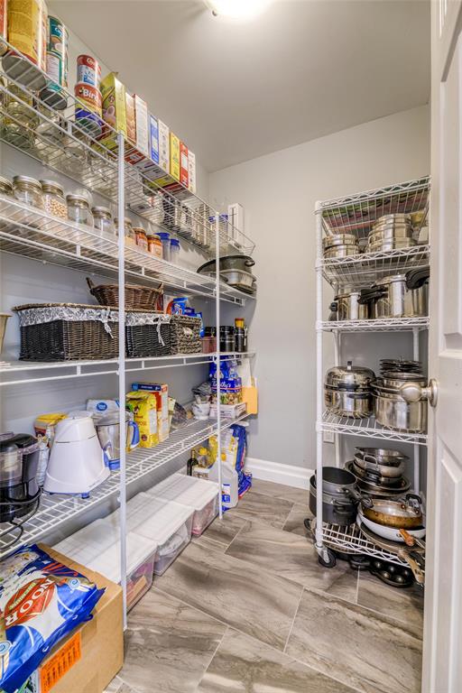 2961 FRANCES Lane, Sarnia, Ontario, Canada